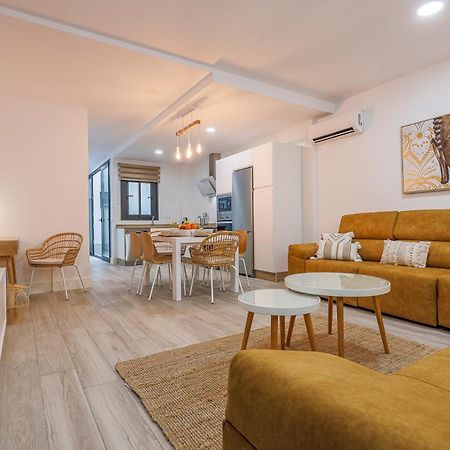 Family Home Suits Encantos De Sevilla Exterior foto