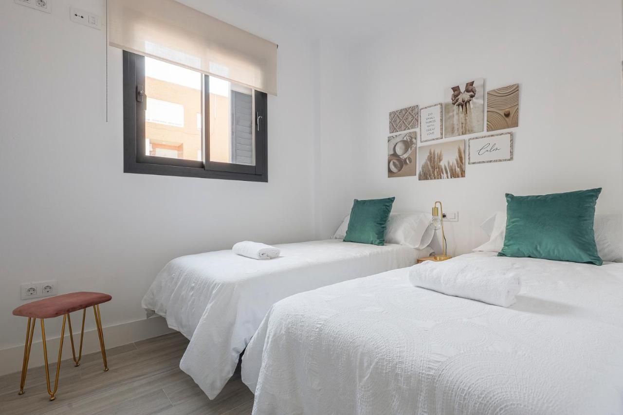 Family Home Suits Encantos De Sevilla Exterior foto